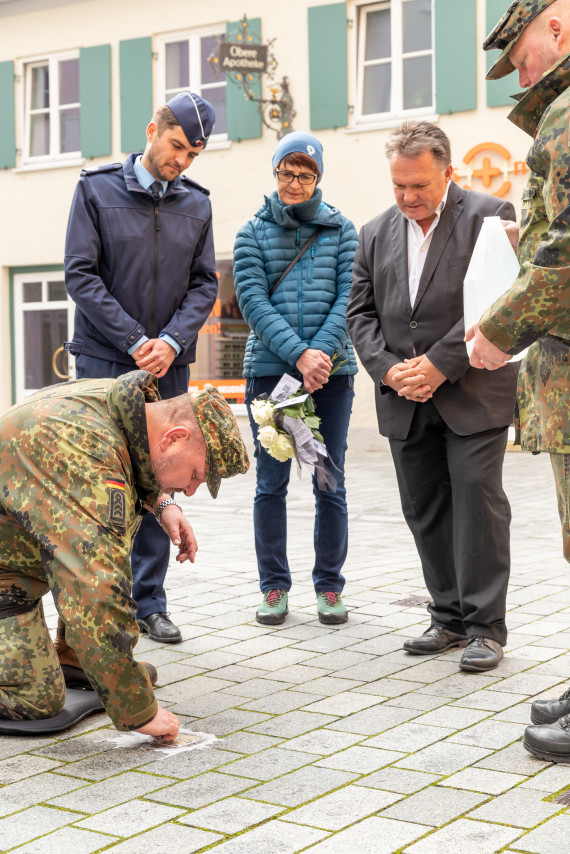 Stolpersteine, Kaufbeurer Stolpersteine, Ernst Buxbaum, Technisches Ausbildungszentrum der Luftwaffe Abteilung Süd, Gedenken Reichsprogromnacht